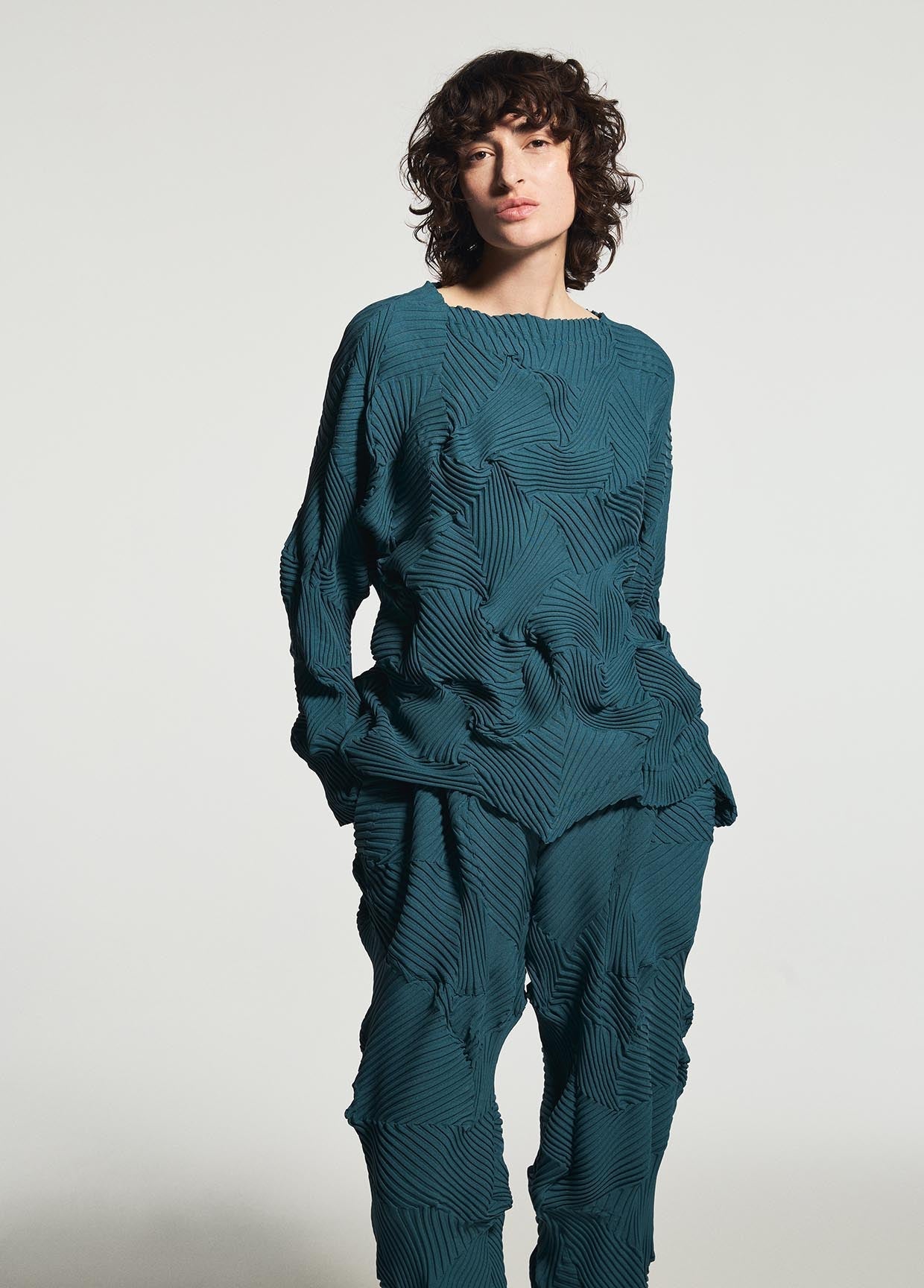 A-POC ABLE ISSEY MIYAKE LOOK 01 – ISSEY MIYAKE EU