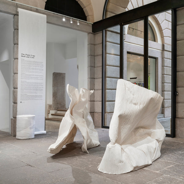 【良品】イッセイミヤケ ISSEY MIYAKE パーカー アイボリー 国旗 M ISSEY MIYAKE / MILAN Special Exhibition “The Paper Log: Shell and