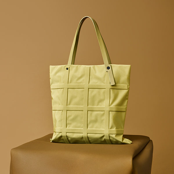 Introducing Items “GRID” – ISSEY MIYAKE EU