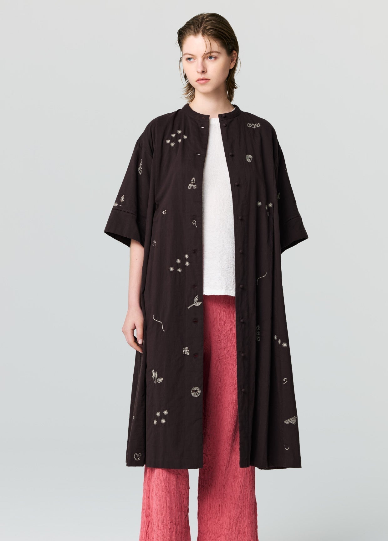 HAAT ISSEY MIYAKE 花柄刺繍ベスト ナチュラル レトロ HaaT LOOK 17 – ISSEY MIYAKE EU