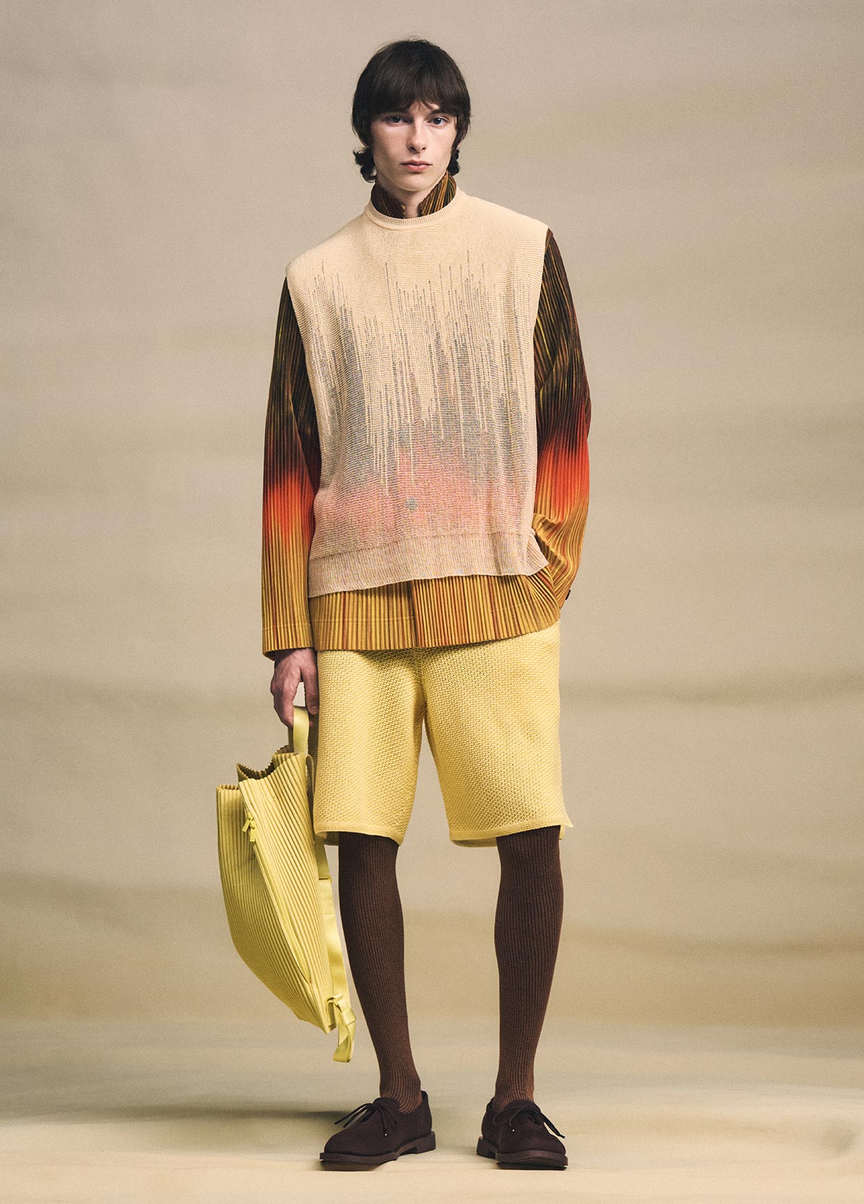 HOMME PLISSÉ ISSEY MIYAKE LOOK 15 – ISSEY MIYAKE EU