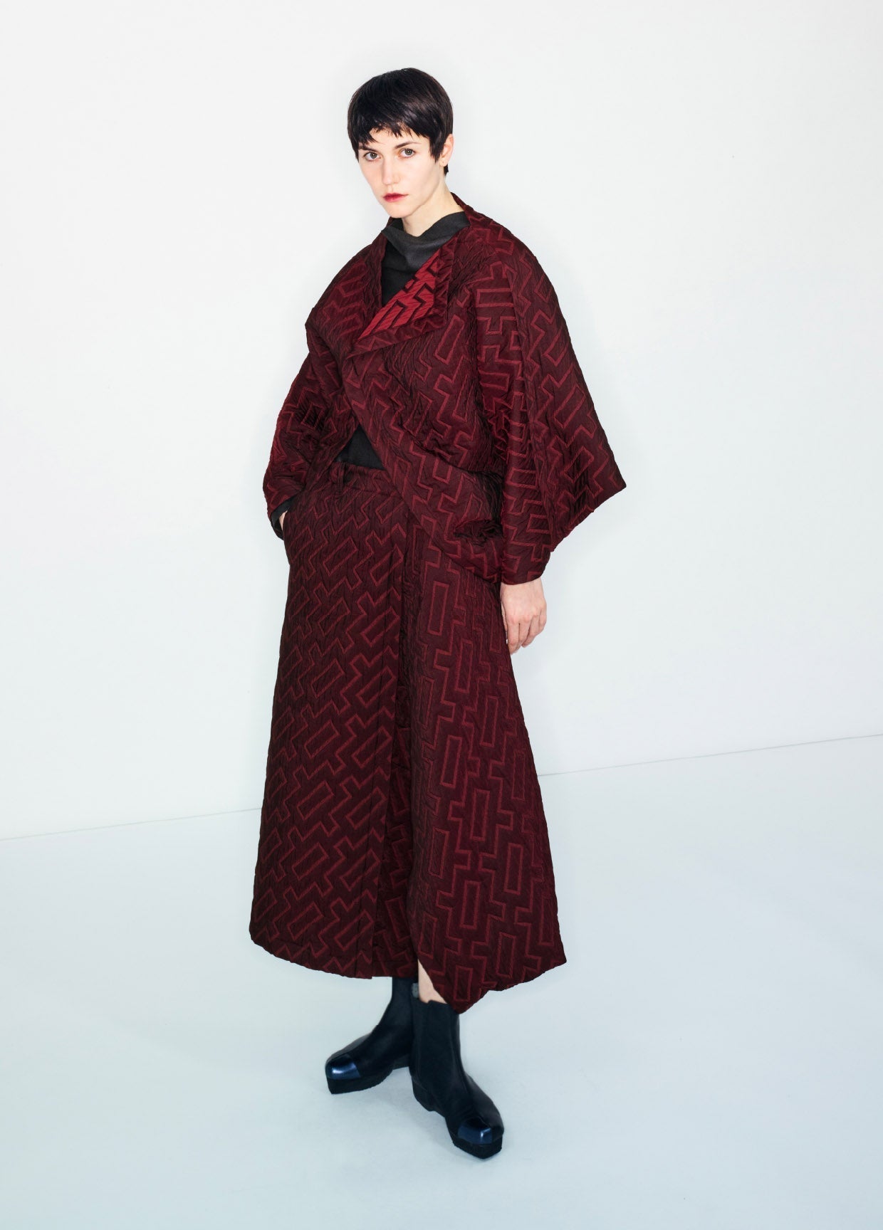 132 5. ISSEY MIYAKE LOOK 37 – ISSEY MIYAKE EU