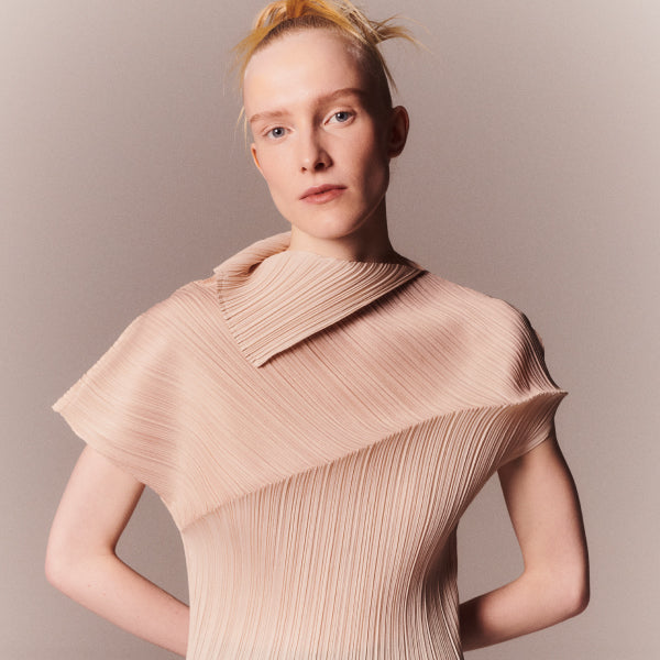 テ*様 ISSEY MIYAKE トップス　M ページュ PL_2025jul07_thumb_73f565a8-
