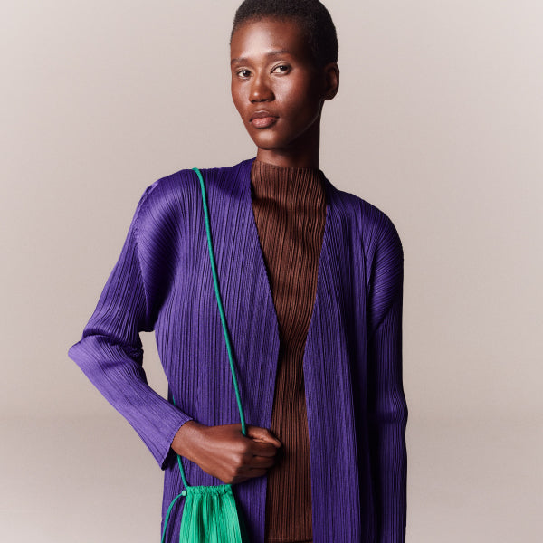 新品未使用RIB PLEATS NOVEMBER サイズ3 Introducing Items “MONTHLY COLORS: NOVEMBER” – ISSEY MIYAKE EU