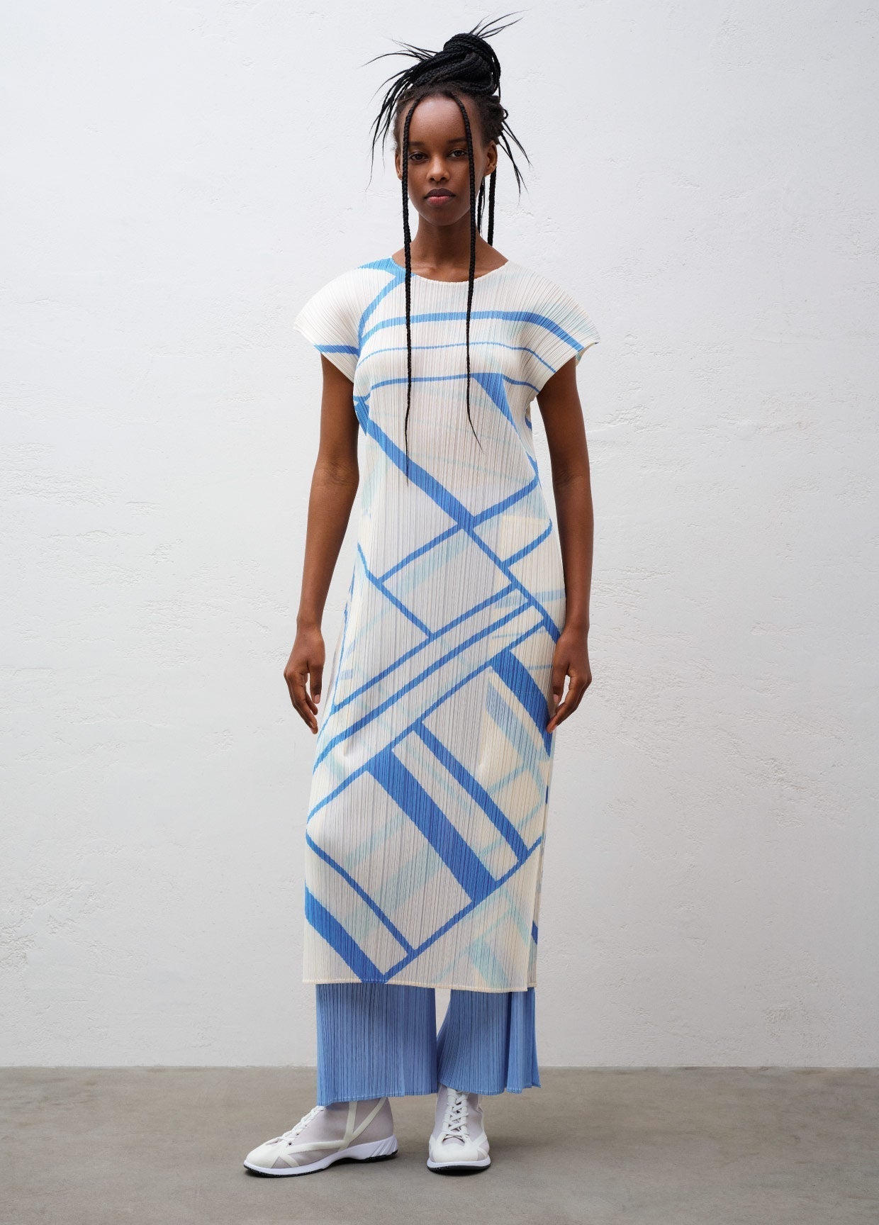 PLEATS PLEASE ISSEY MIYAKE LOOK 13 – ISSEY MIYAKE EU