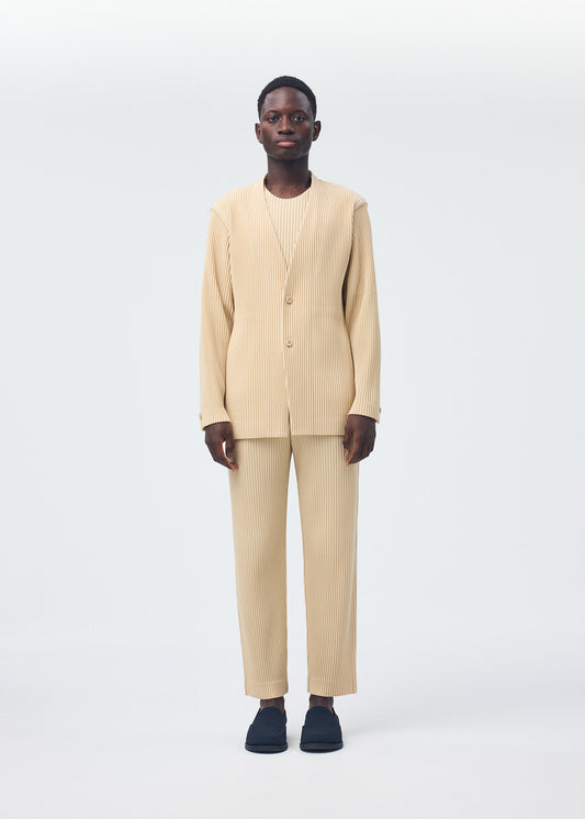 A model wears the Homme Plisse Issey Miyake TAILORED PLEATS 2 jacket.