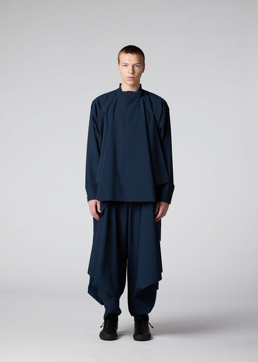 A model wears the IM Men FLAT DRAPE prêt à porter.