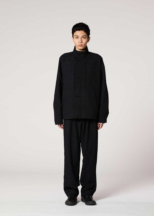 A model wears the IM MEN SHRINK JACQUARD prêt à porter.