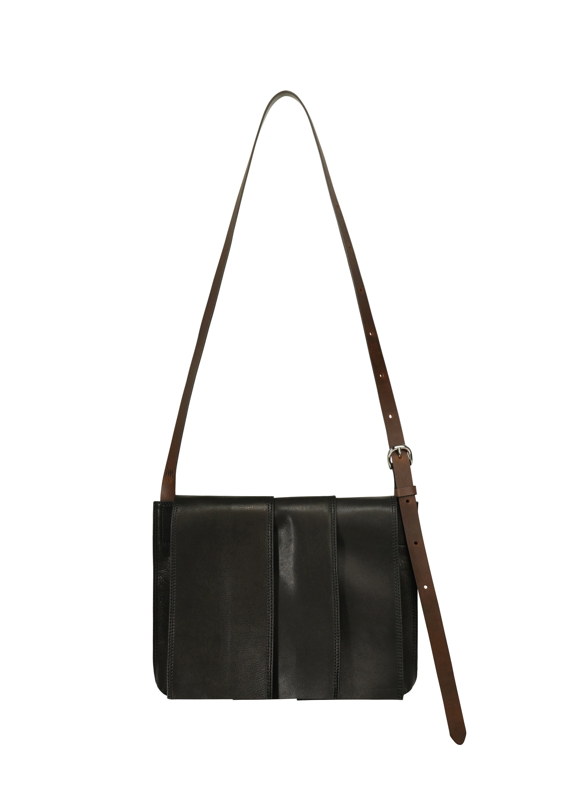 LEATHER PLEATS Bag Black – ISSEY MIYAKE EU