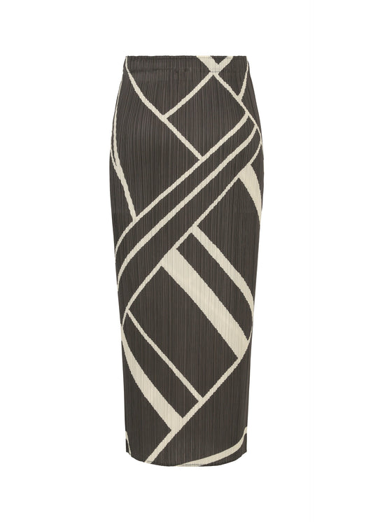 A detail shot of the PLEATS PLEASE ISSEY MIYAKE FOLD LINE skirt.
