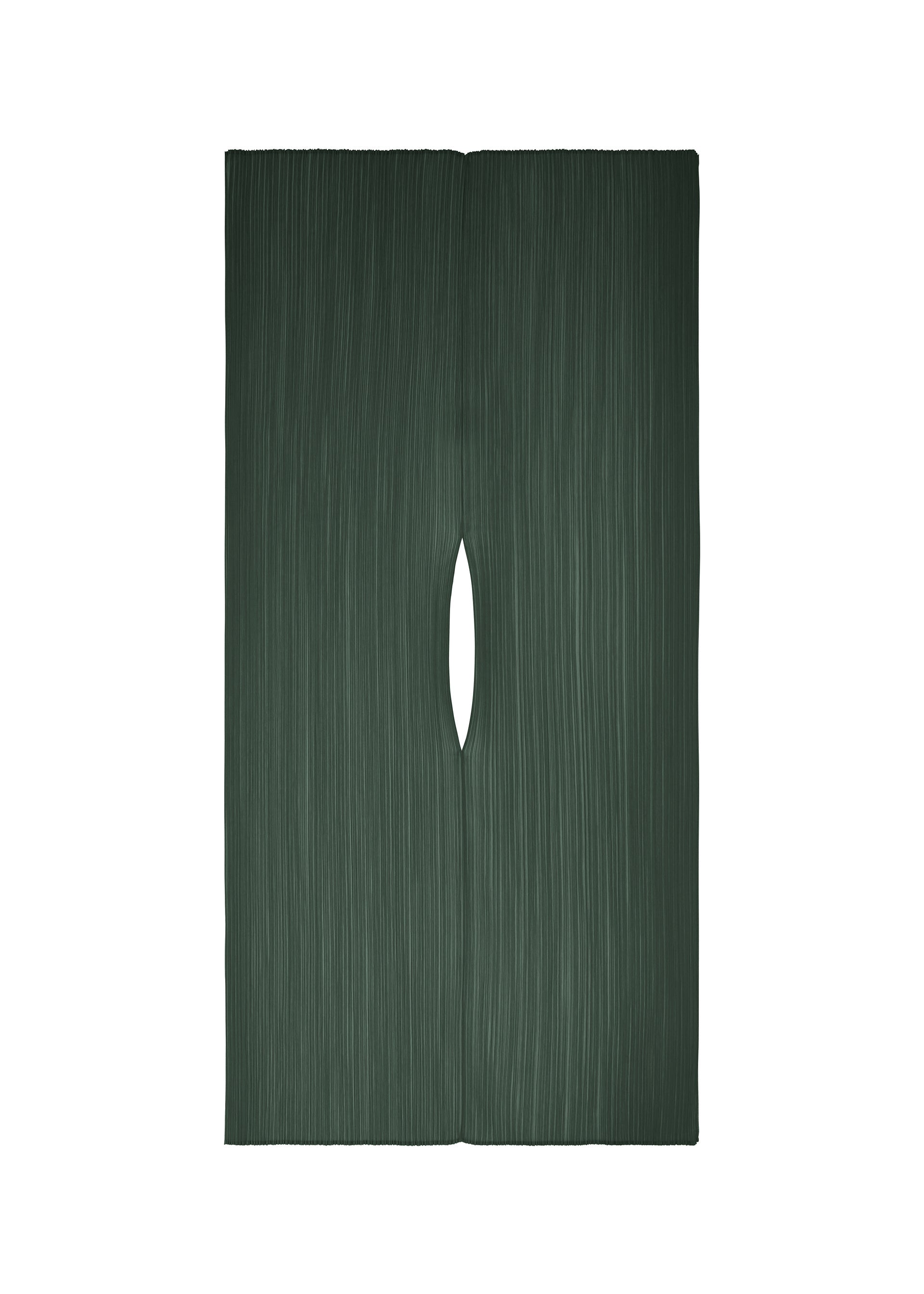 MADAME-T OCTOBER Stole Dark Green – ISSEY MIYAKE EU