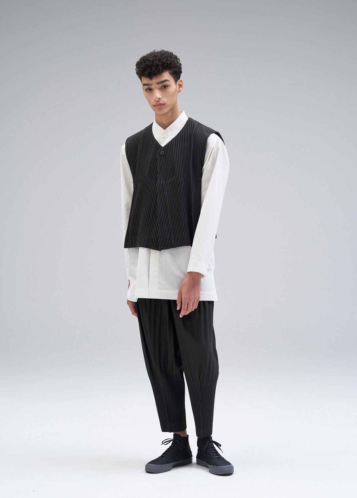 HOMME PLISSÉ ISSEY MIYAKE COLLECTIONS AUTUMN WINTER 2021/22