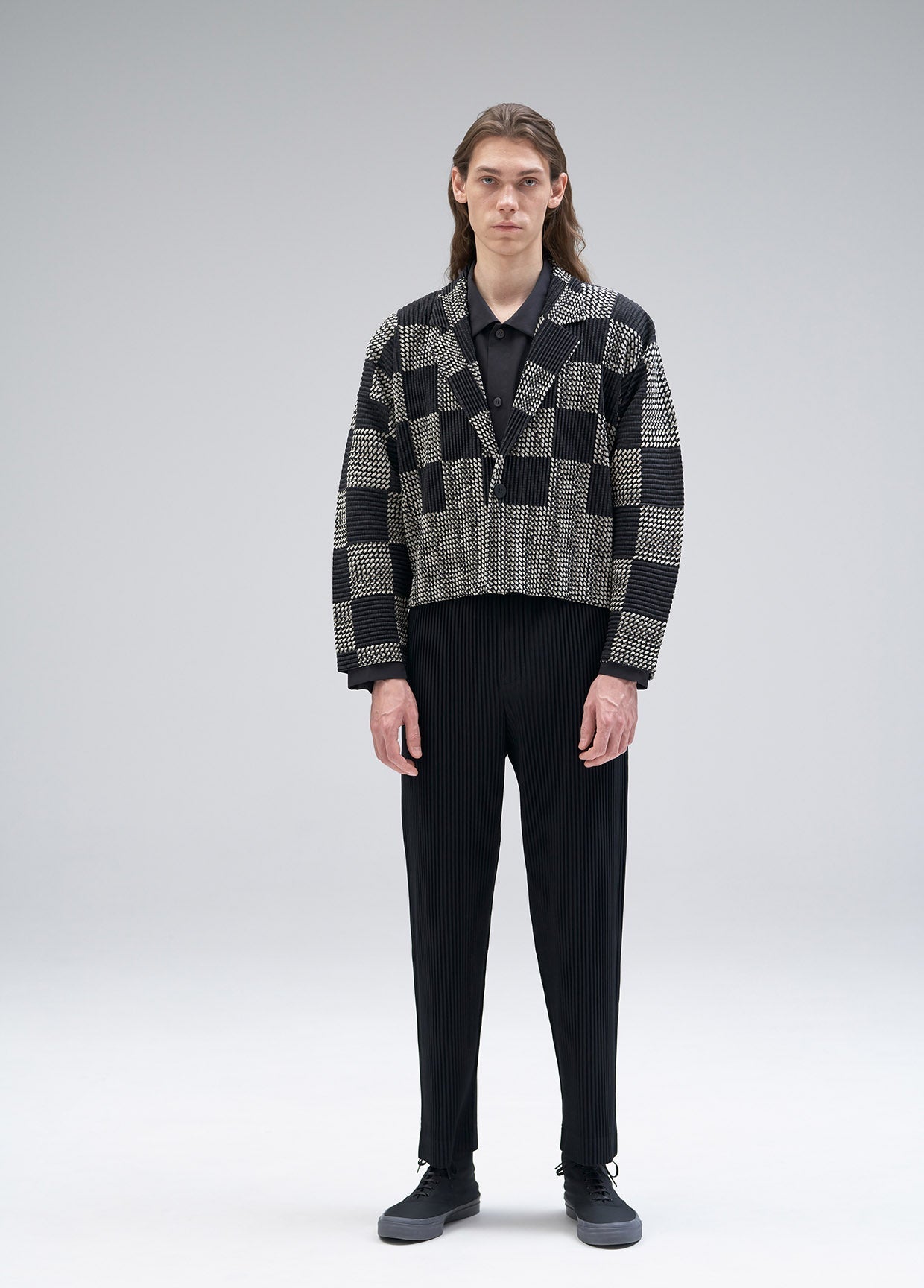 HOMME PLISSÉ ISSEY MIYAKE COLLECTIONS AUTUMN WINTER 2021/22