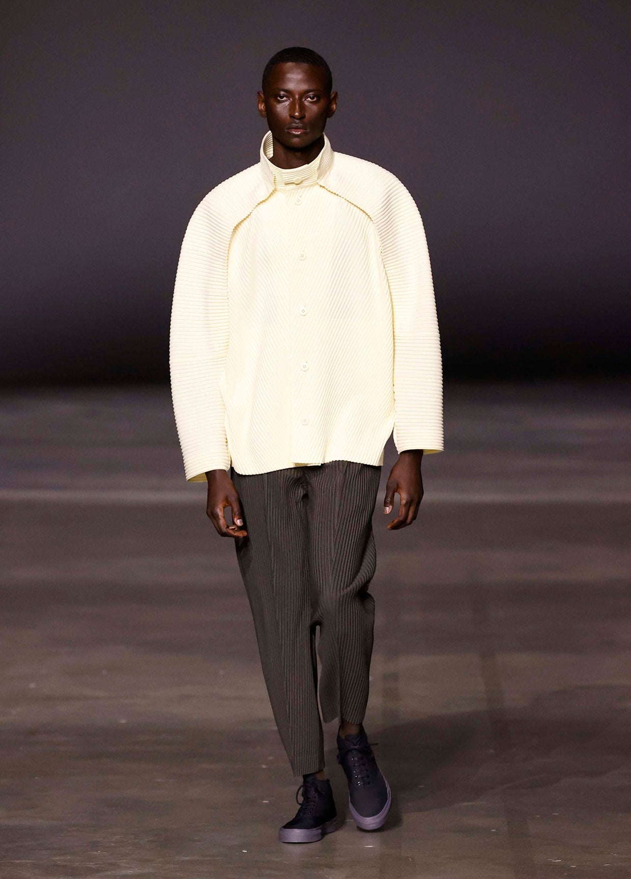 HOMME PLISSÉ ISSEY MIYAKE COLLECTIONS AUTUMN WINTER 2023/24