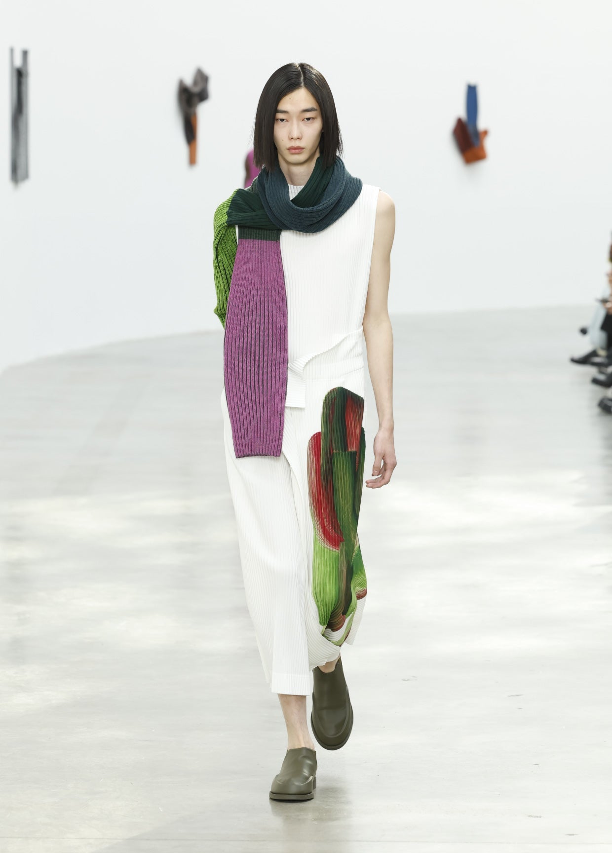 HOMME PLISSÉ ISSEY MIYAKE AUTUMN WINTER 2024/25 COLLECTIONS 05 – ISSEY ...