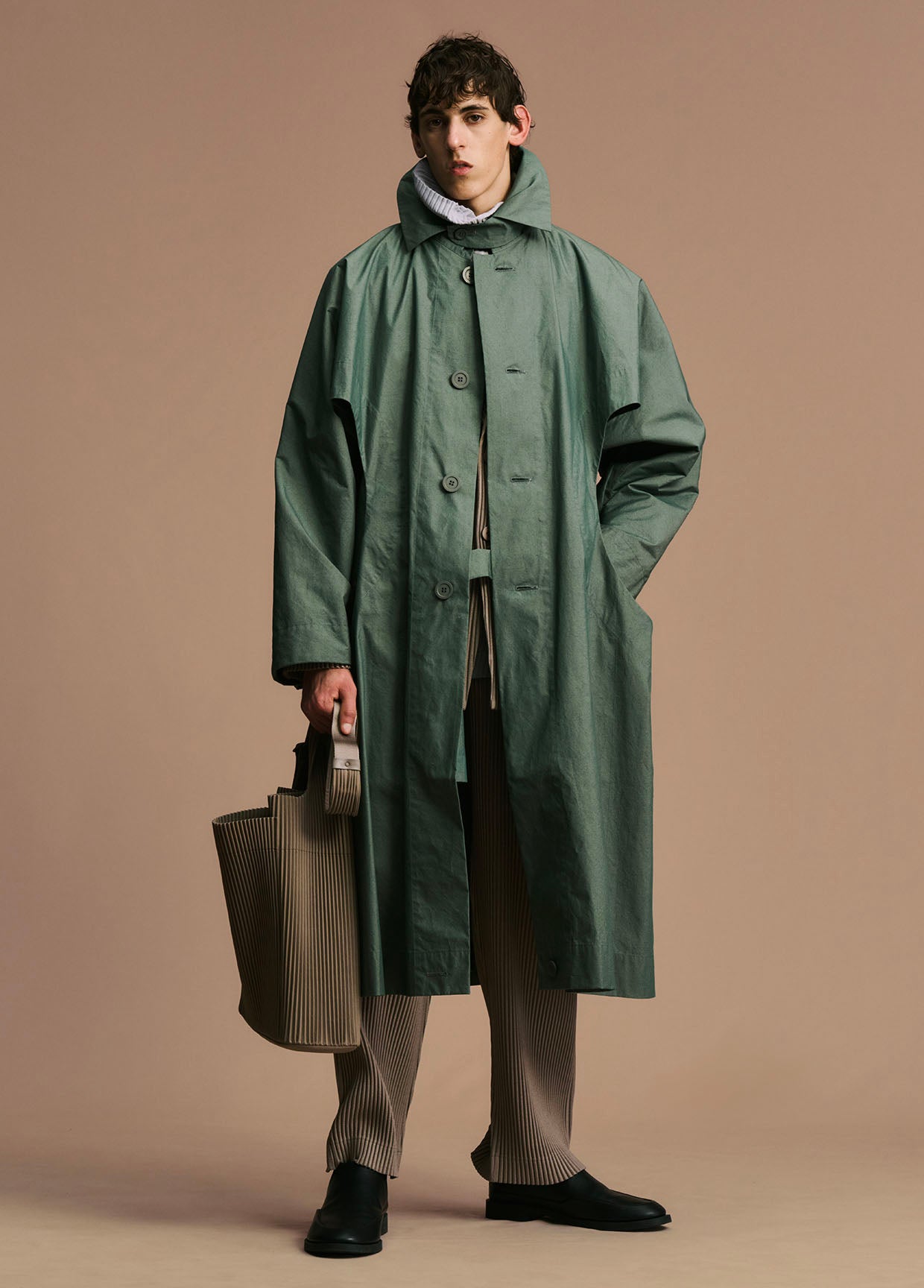 HOMME PLISSÉ ISSEY MIYAKE LOOK 18