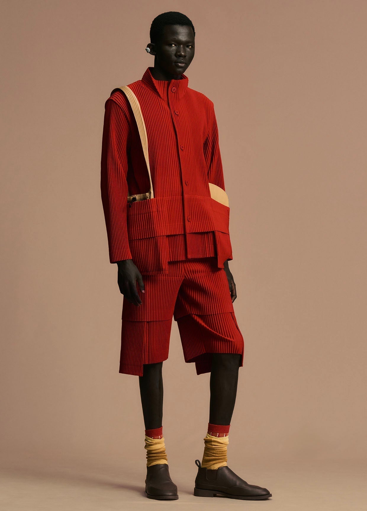 HOMME PLISSÉ ISSEY MIYAKE LOOK 07