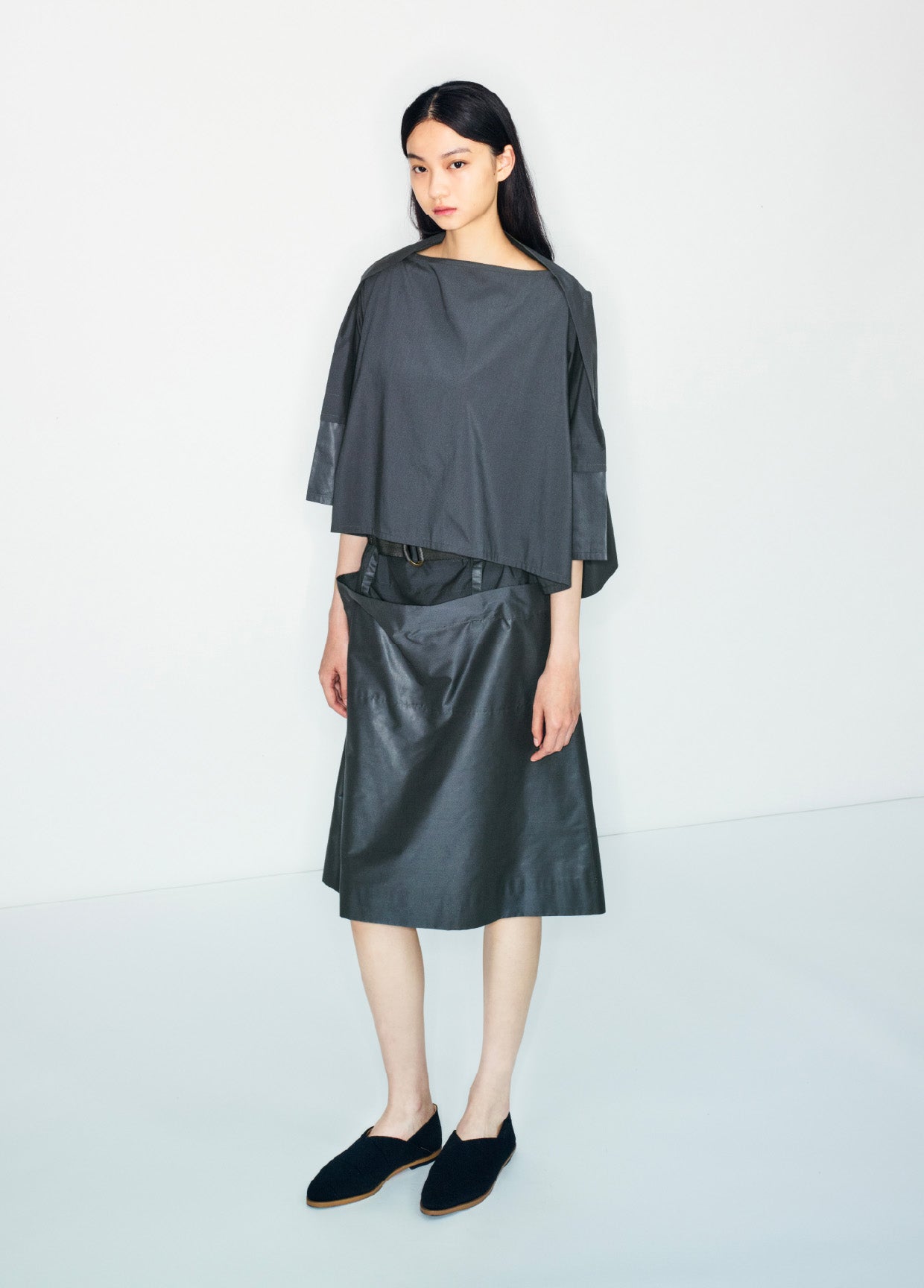 132 5. ISSEY MIYAKE LOOK 13