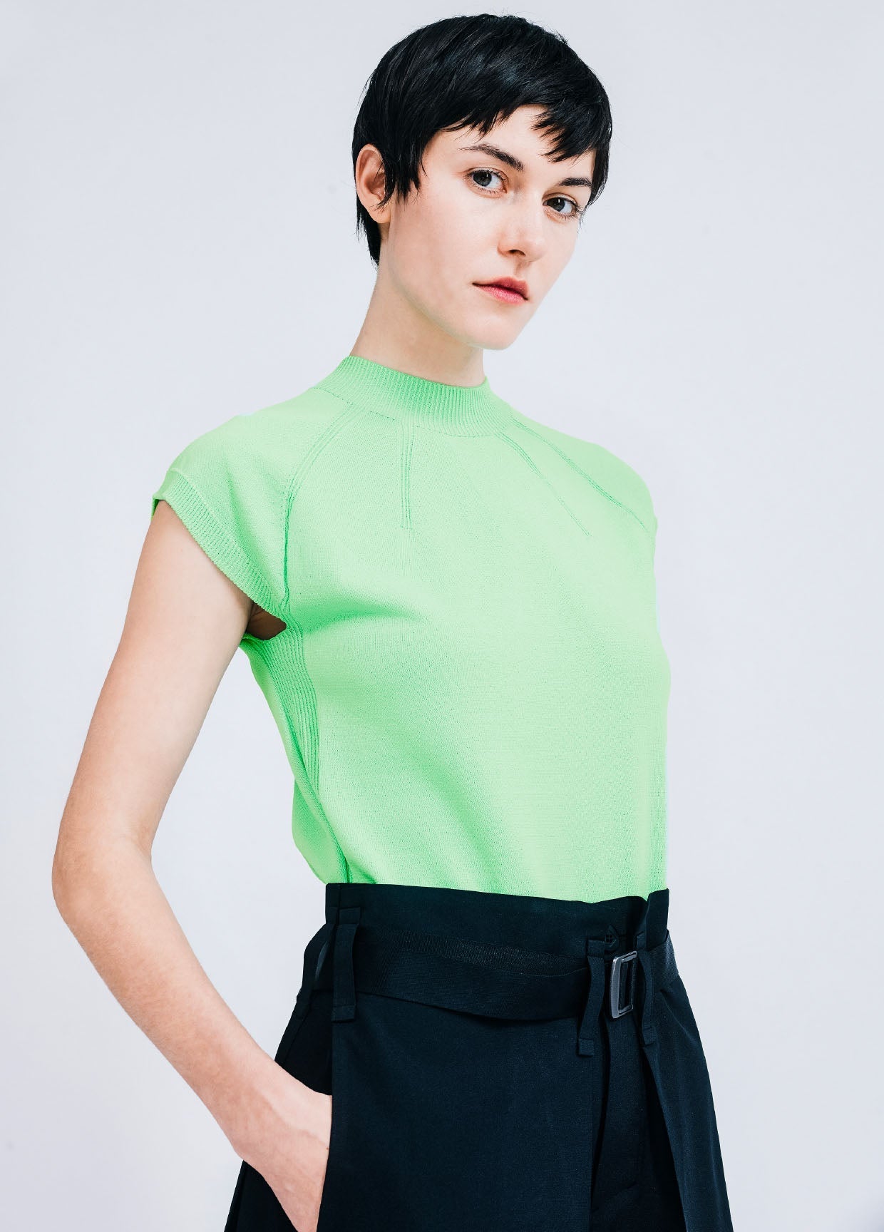 132 5. ISSEY MIYAKE LOOK 09