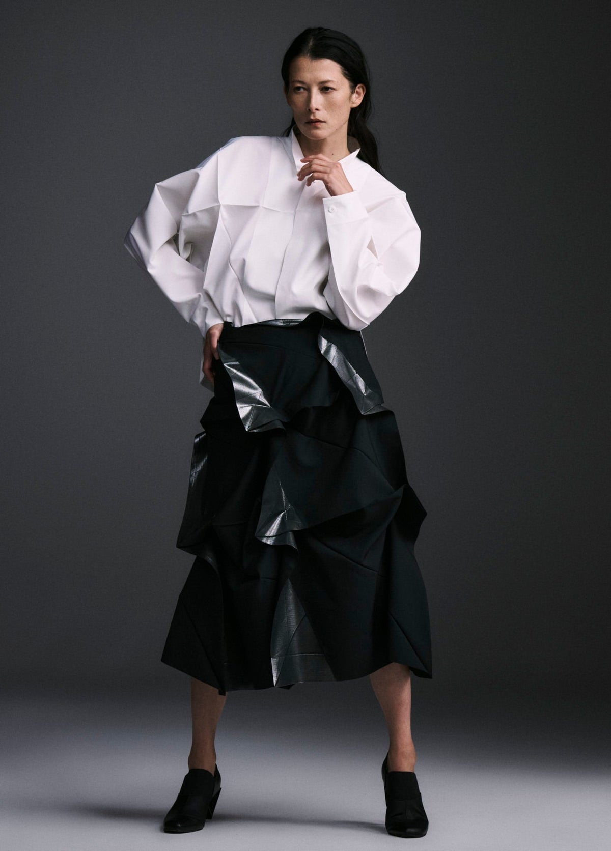 132 5. ISSEY MIYAKE LOOK 08