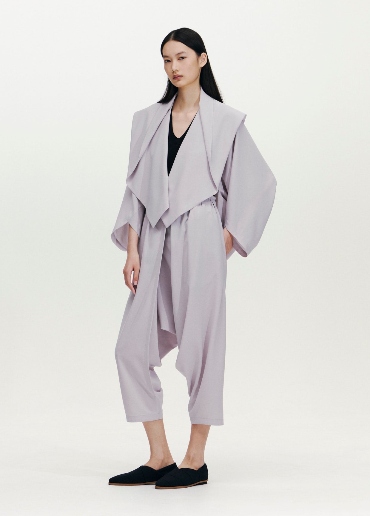 132 5. ISSEY MIYAKE LOOK 24