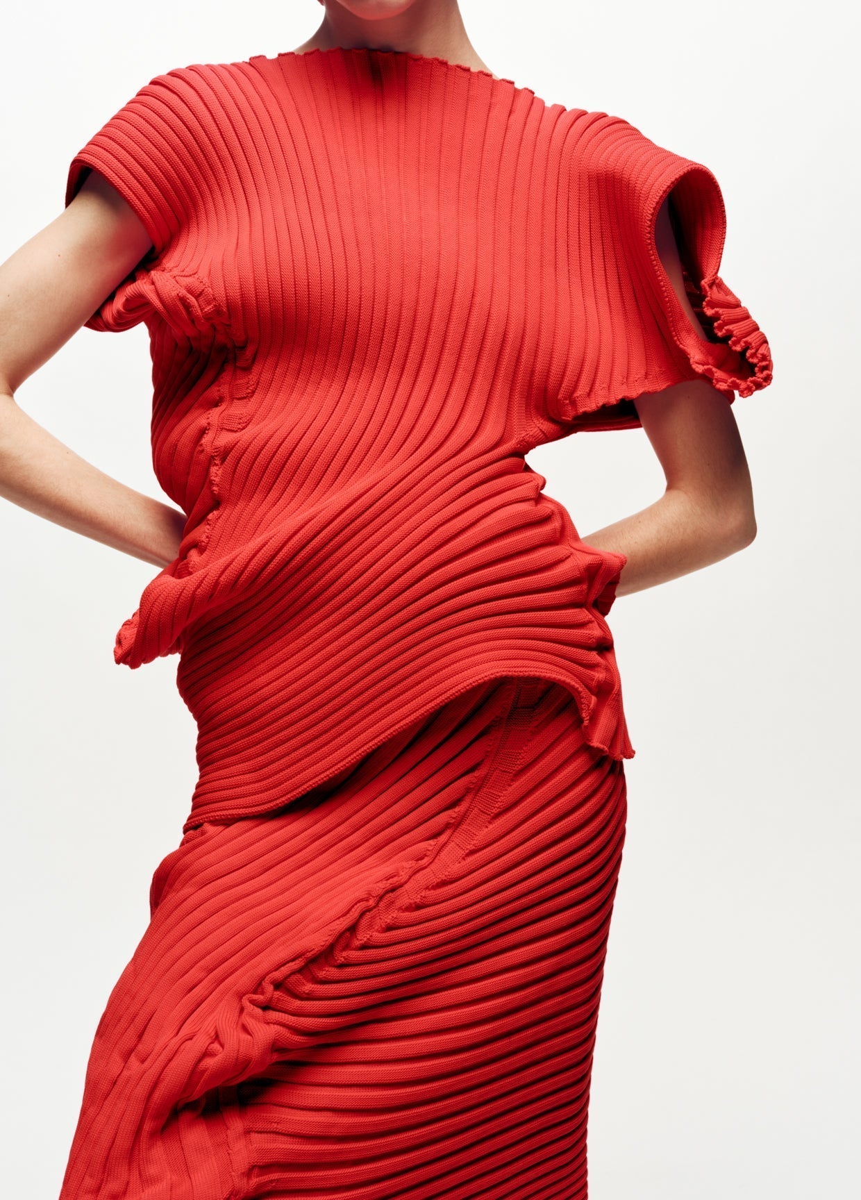 ISSEY MIYAKE LOOK 09