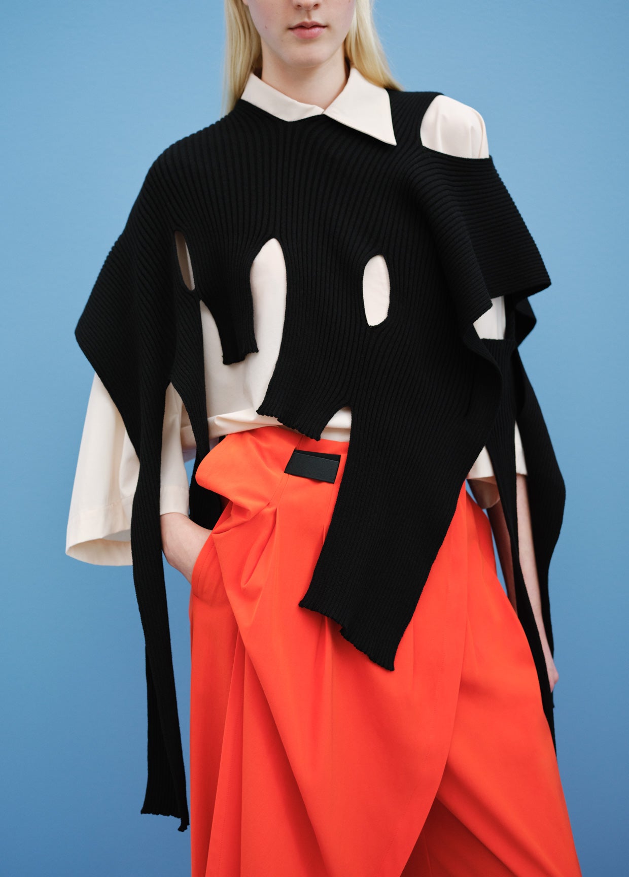 ISSEY MIYAKE LOOK 37