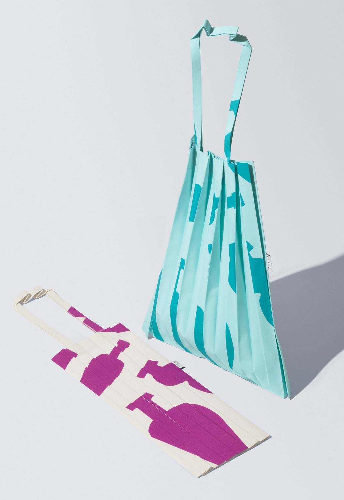 me ISSEY MIYAKE CATALOG AW25 04