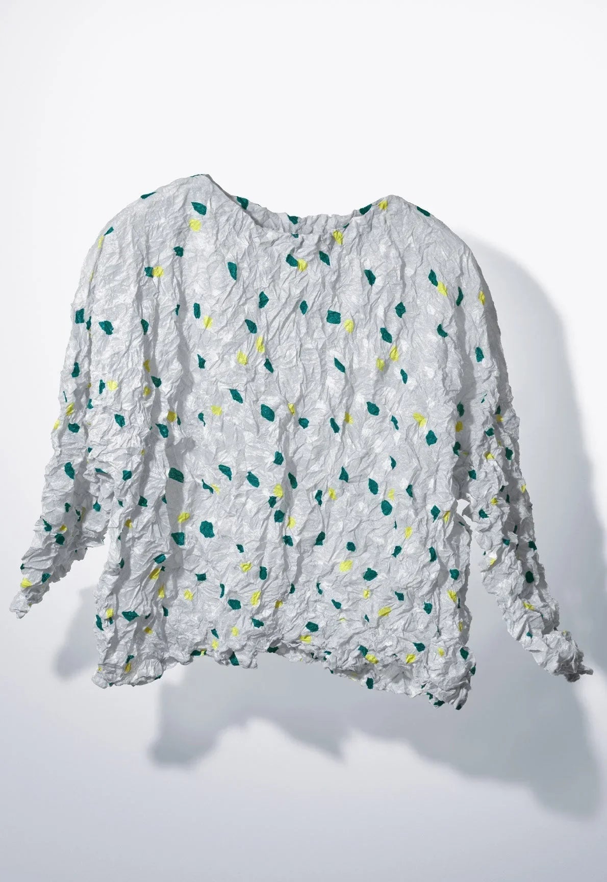 me ISSEY MIYAKE CATALOG AW25 35