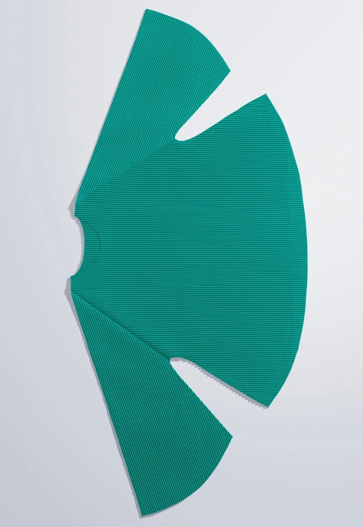 me ISSEY MIYAKE CATALOG AW25 36