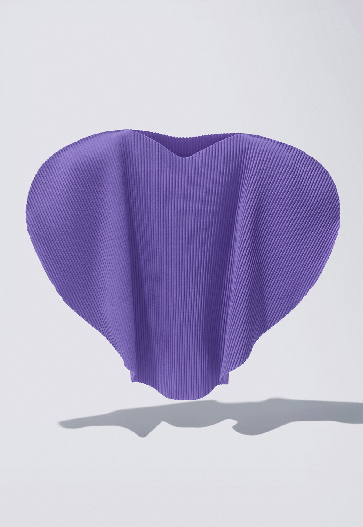 me ISSEY MIYAKE CATALOG SS25 38