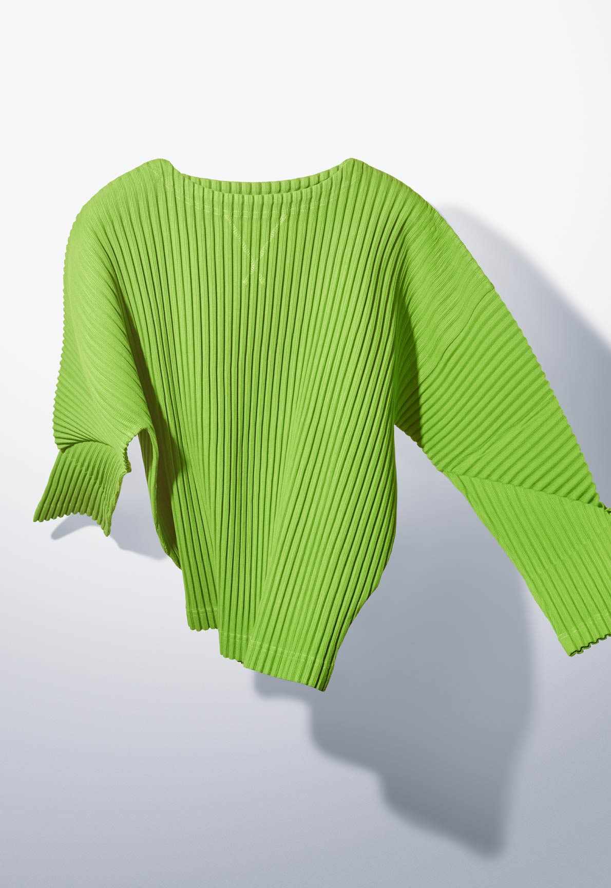 me ISSEY MIYAKE CATALOG AW26 21