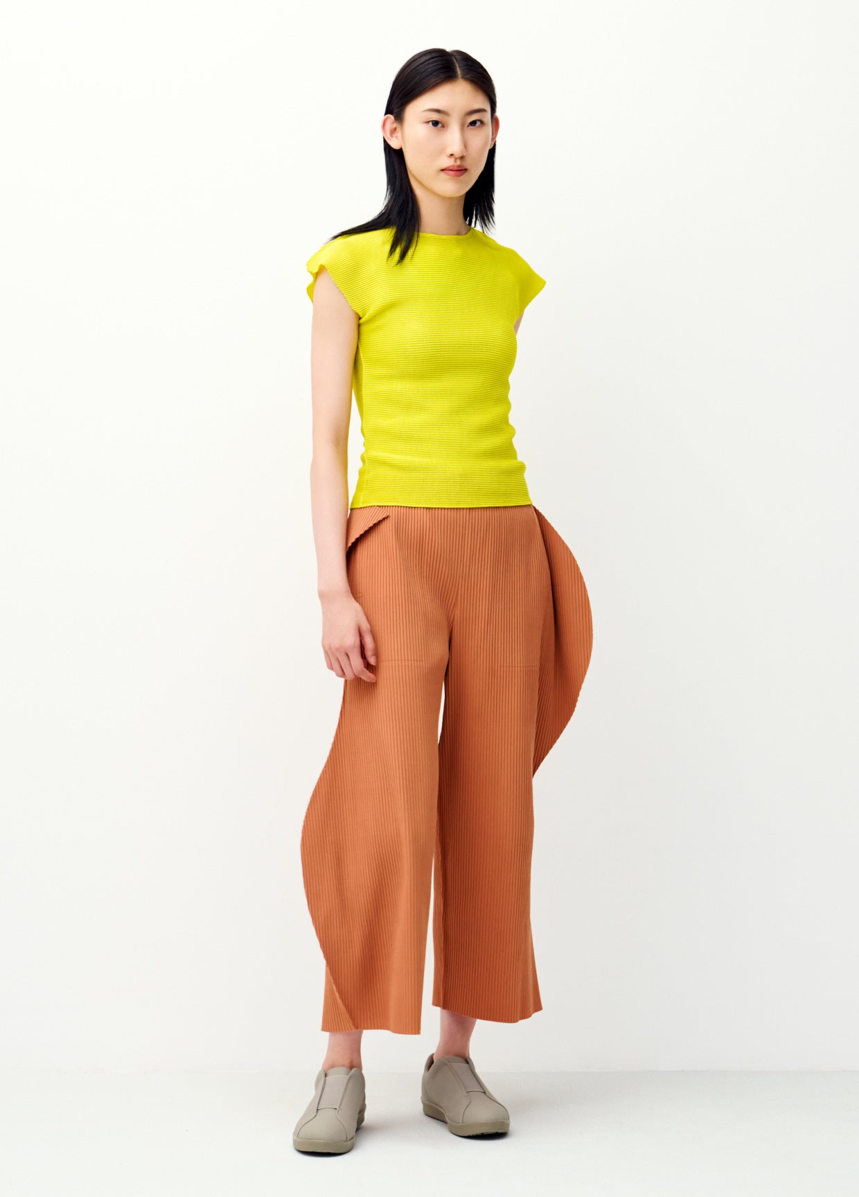 me ISSEY MIYAKE LOOK 23