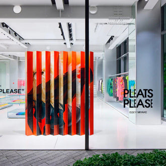 Time-limited exhibition “PLEASE”