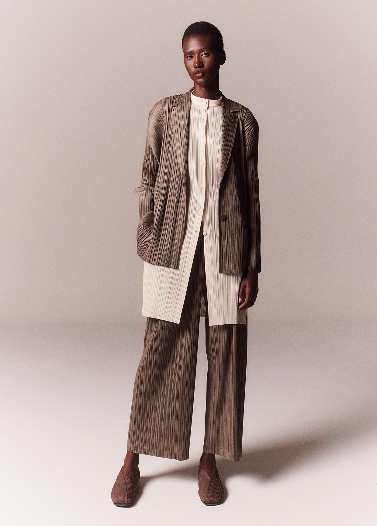 PLEATS PLEASE ISSEY MIYAKE LOOK 26