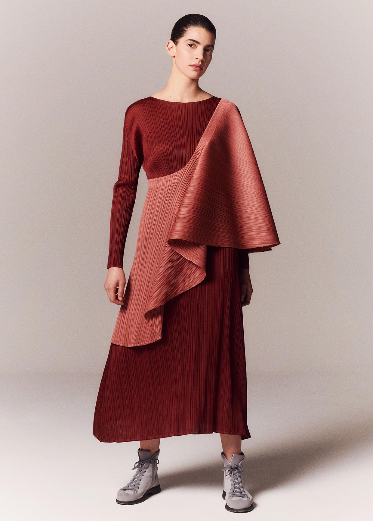PLEATS PLEASE ISSEY MIYAKE LOOK 29