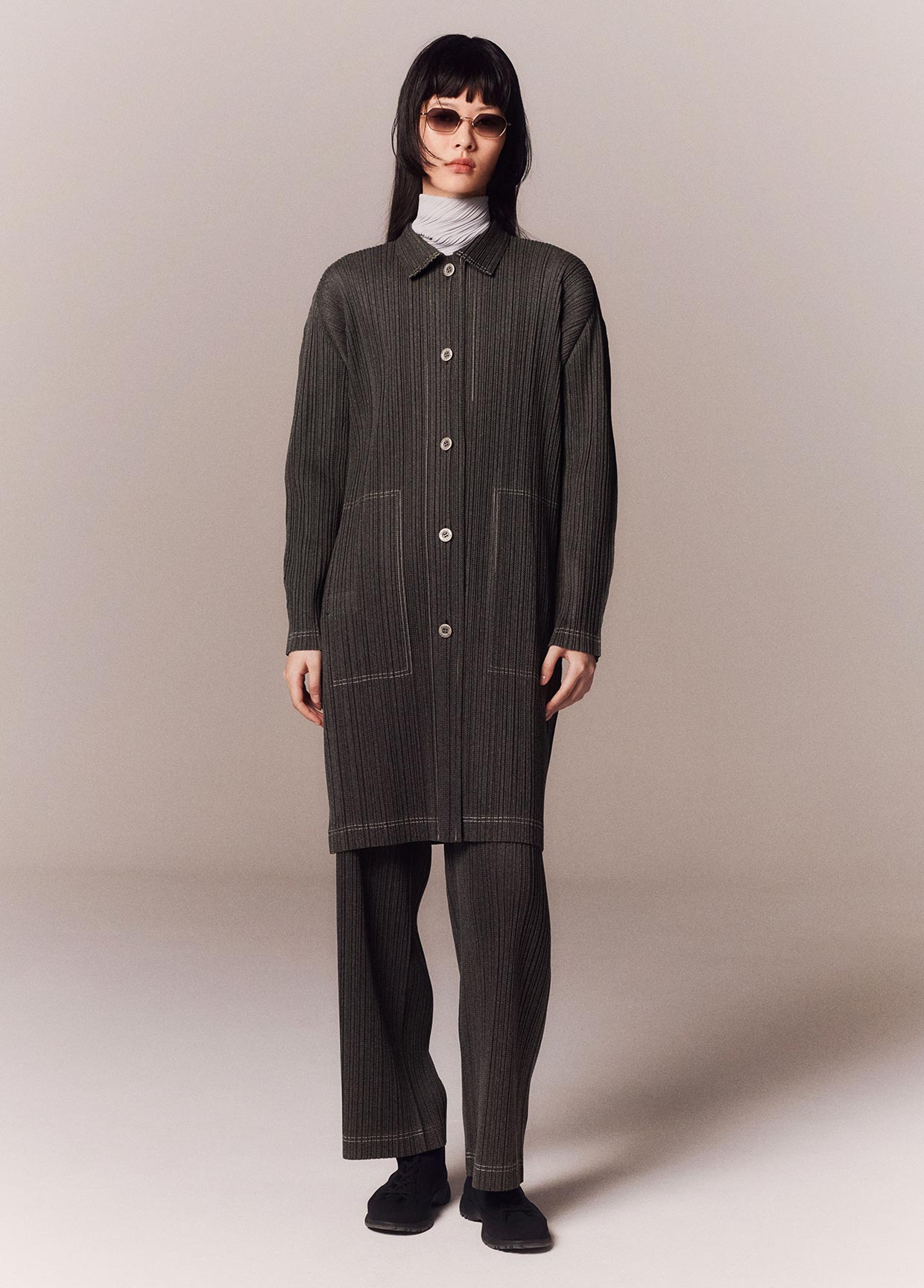 PLEATS PLEASE ISSEY MIYAKE LOOK 33