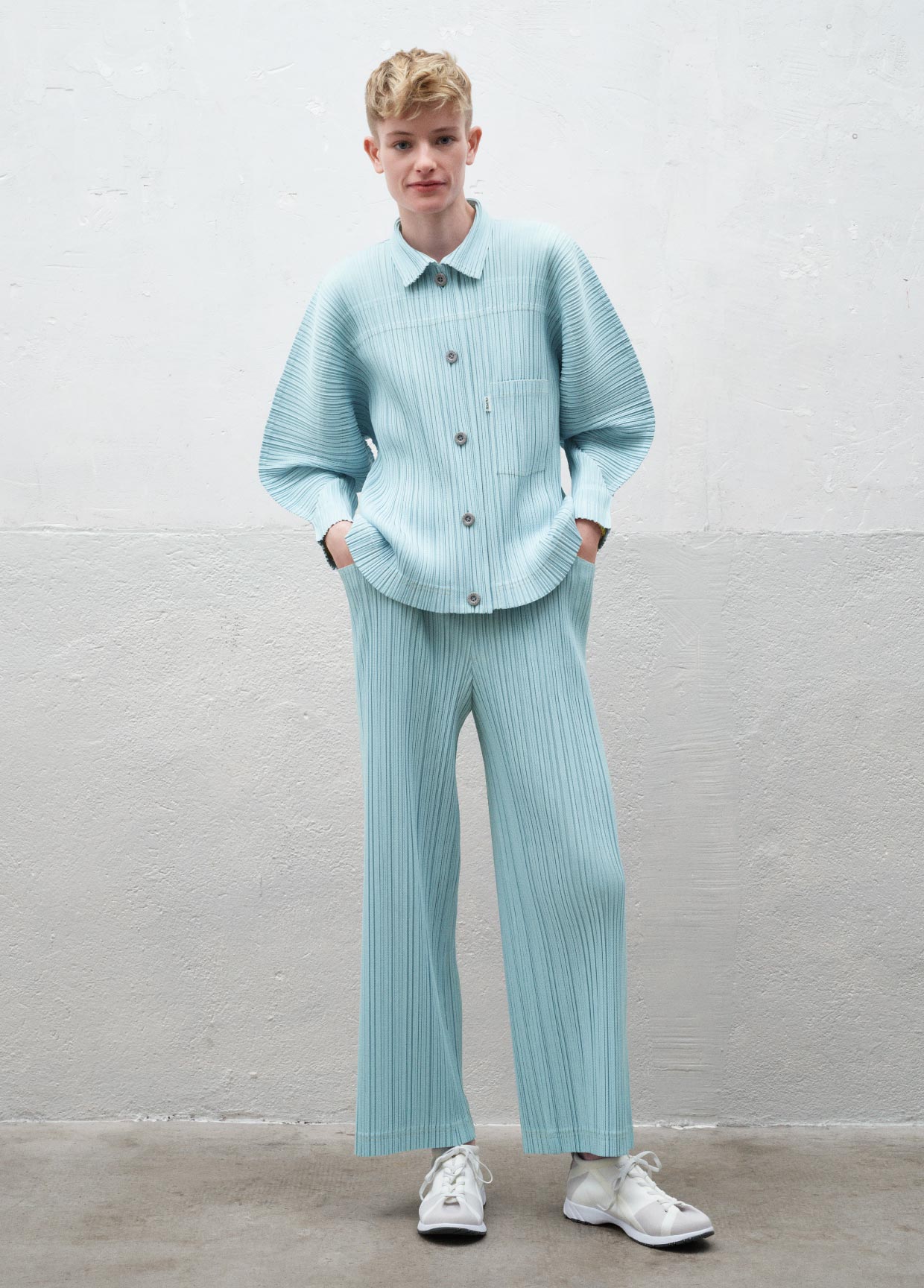 PLEATS PLEASE ISSEY MIYAKE LOOK 41