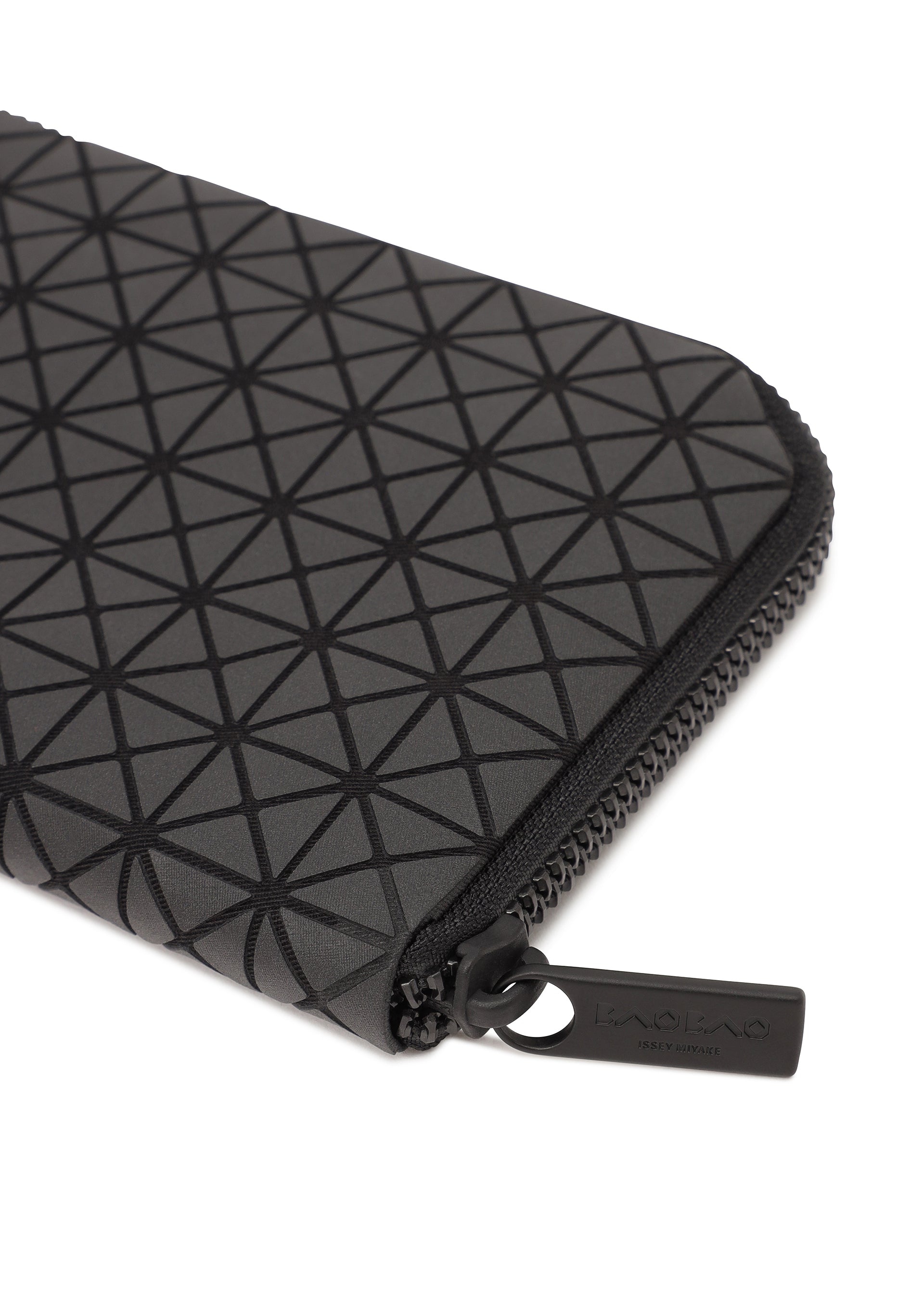 財布BAO BAO ISSEY MIYAKE BOUND Wallet Matte Black – ISSEY MIYAKE EU