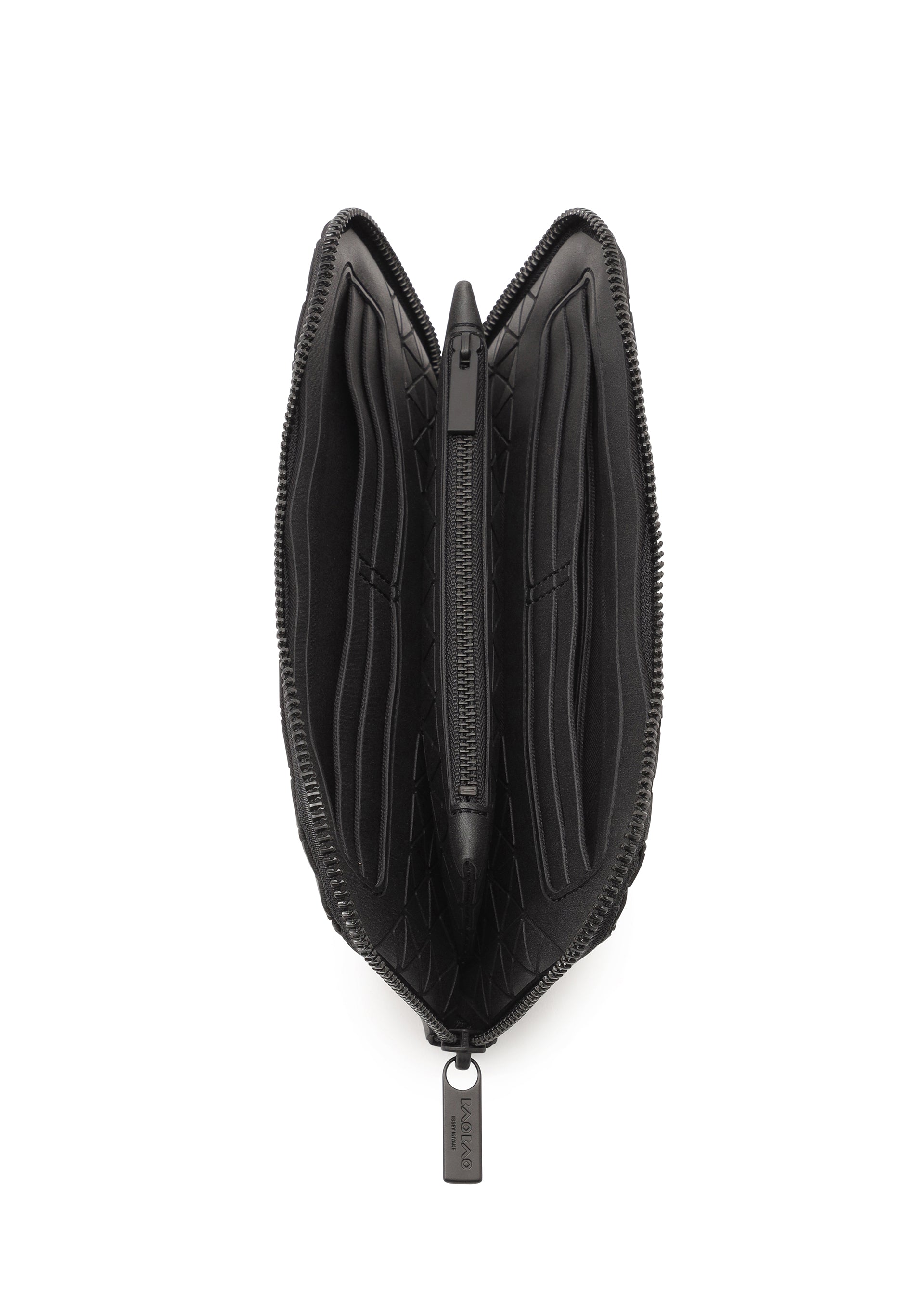 BOUND Wallet Matte Black – ISSEY MIYAKE EU