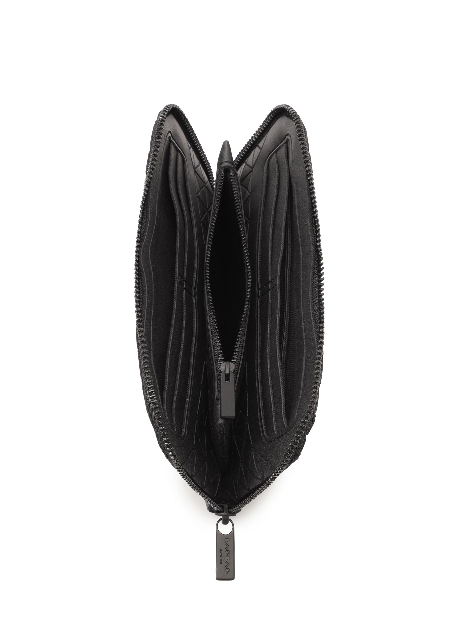 BOUND Wallet Matte Black – ISSEY MIYAKE EU