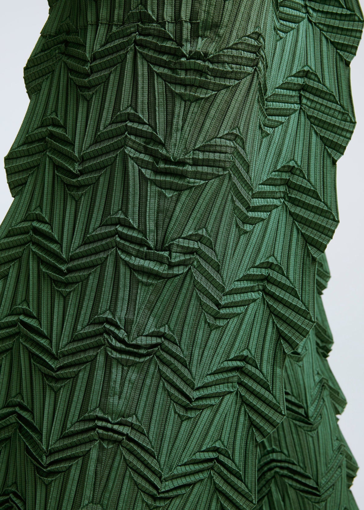 A model wears the A-POC ABLE ISSEY MIYAKE TYPE O 019 trousers.