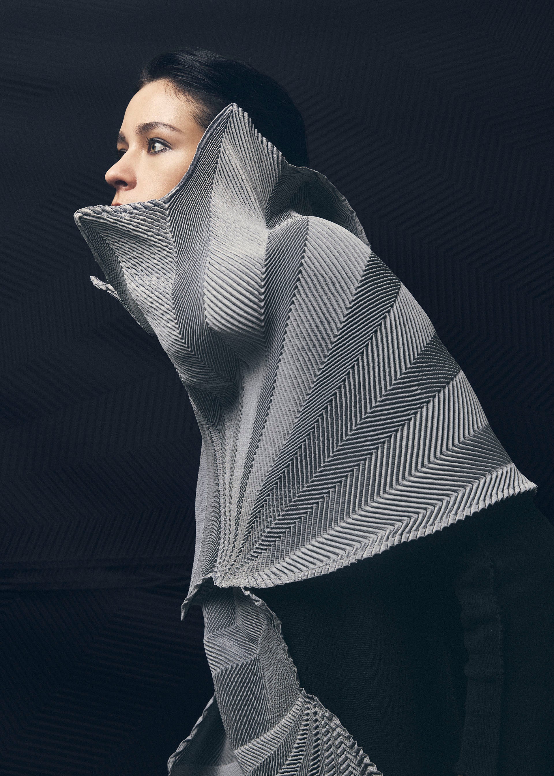 ISSEY MIYAKE - evilov TYPE-XIV ESP 002 Stole Grey-hued – ISSEY MIYAKE EU