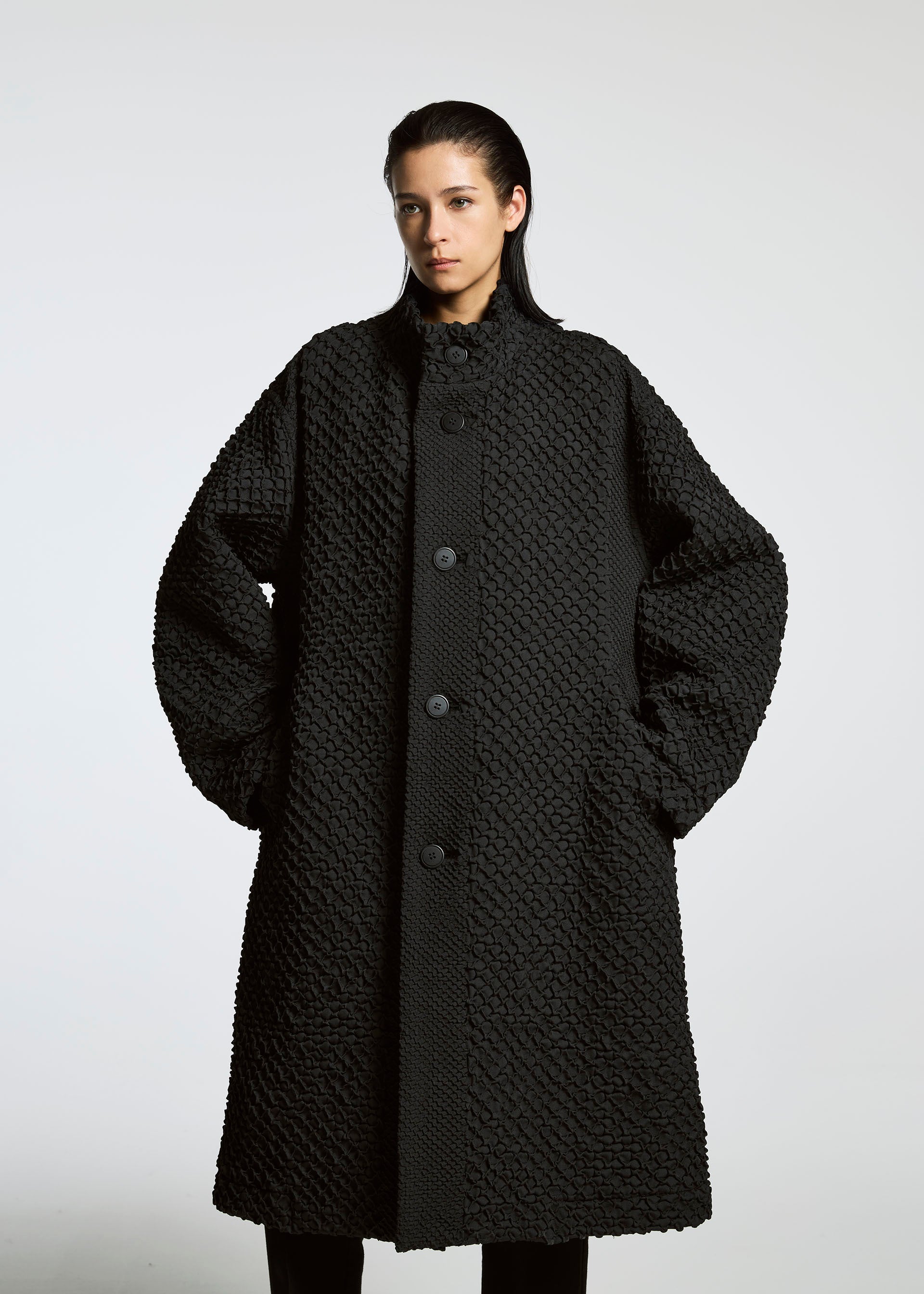 TYPE-O 011 Coat Black – ISSEY MIYAKE EU