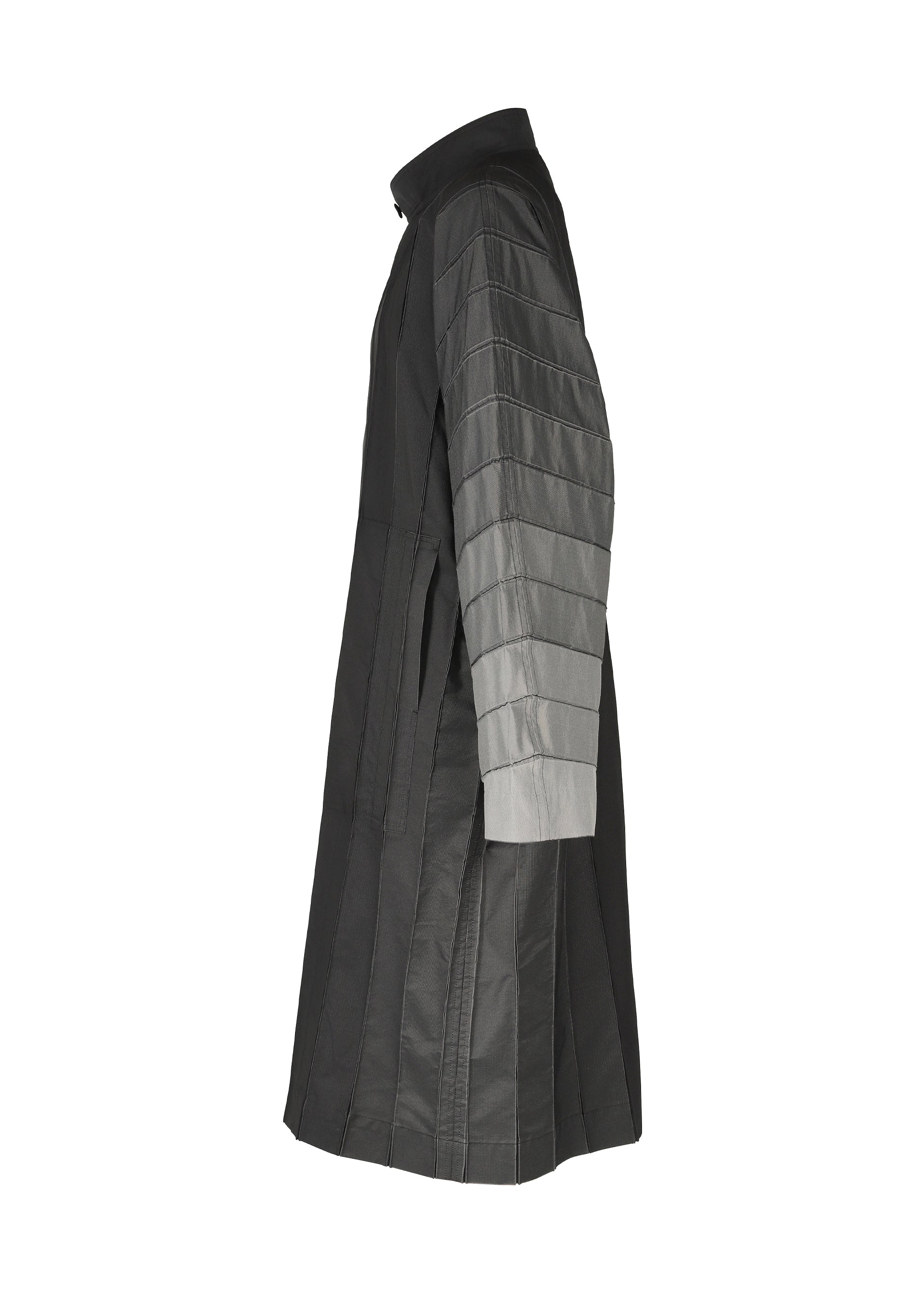 TYPE-XIV ESP 001 Coat Black-hued – ISSEY MIYAKE EU