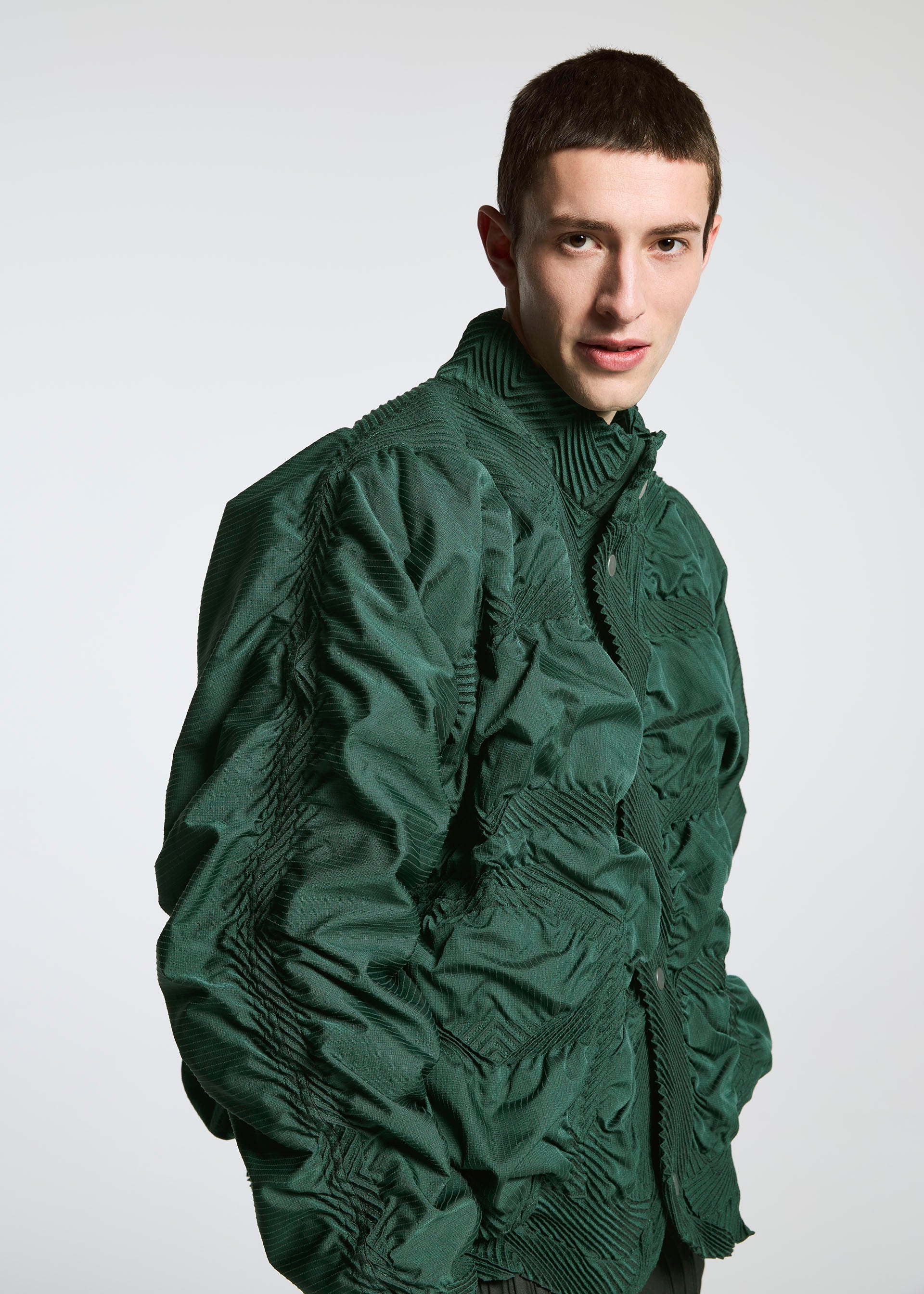 MIYAKE DESIGN STUDIO カーキ アウター Mサイズ TYPE-O 021 Jacket Khaki – ISSEY MIYAKE EU