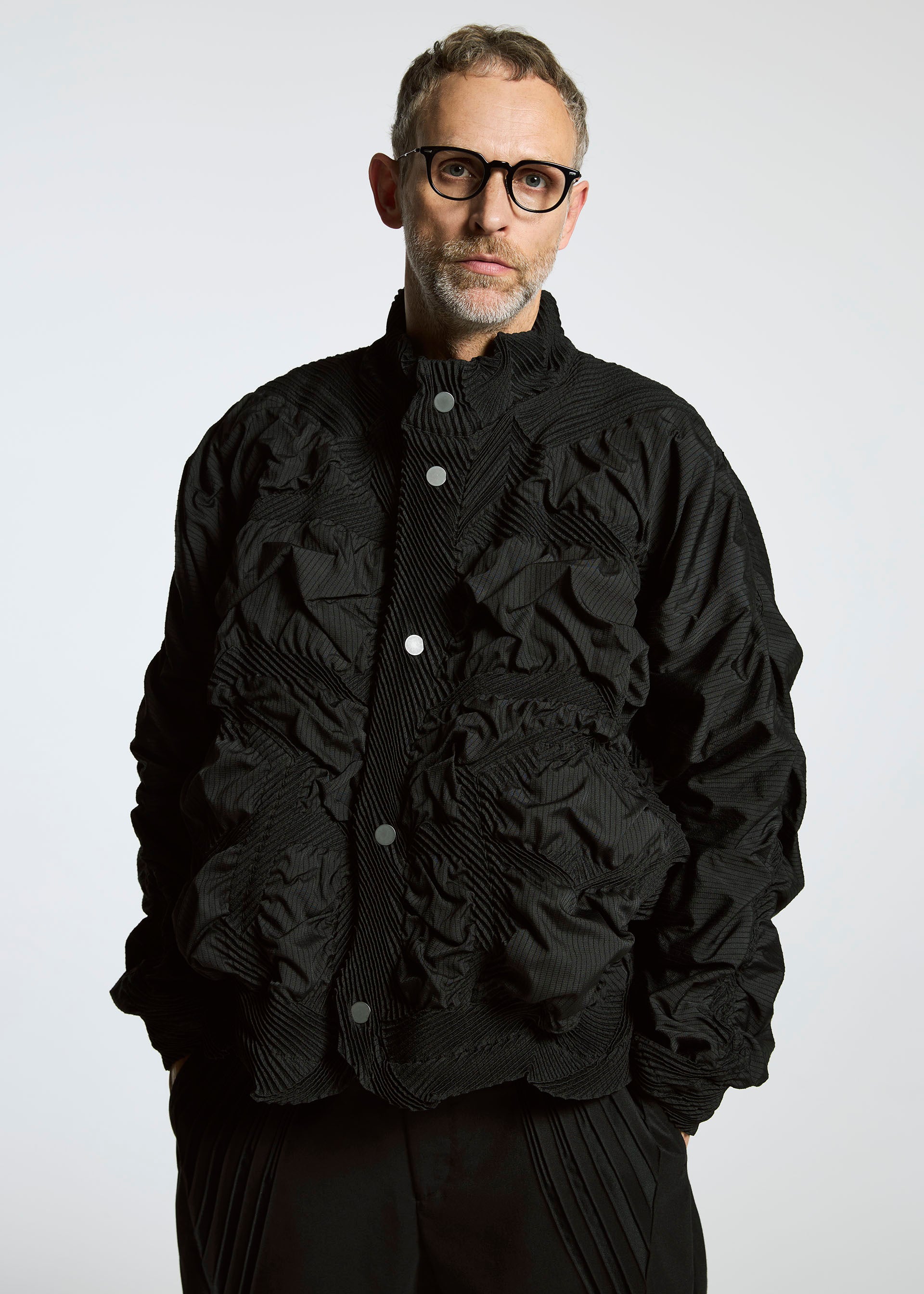 TYPE-O 021 Jacket Scarlet Red – ISSEY MIYAKE EU