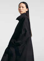 A model wears the A-Poc Able Issey Miyake TYPE T 001 1 prêt à porter.