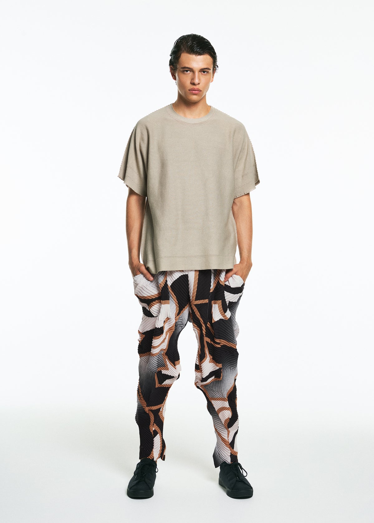 TYPE-XV SOAR NY project 001 Trousers Green-Hued