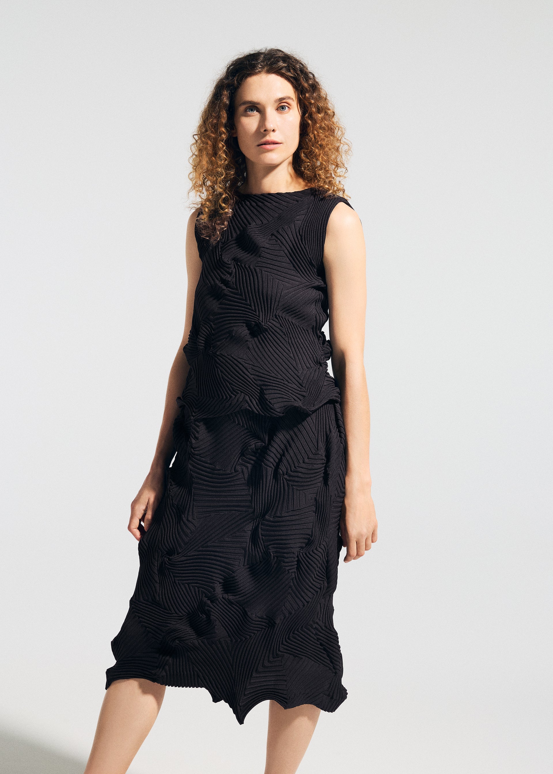 TYPE-P 003-2 Skirt Steel Blue – ISSEY MIYAKE EU